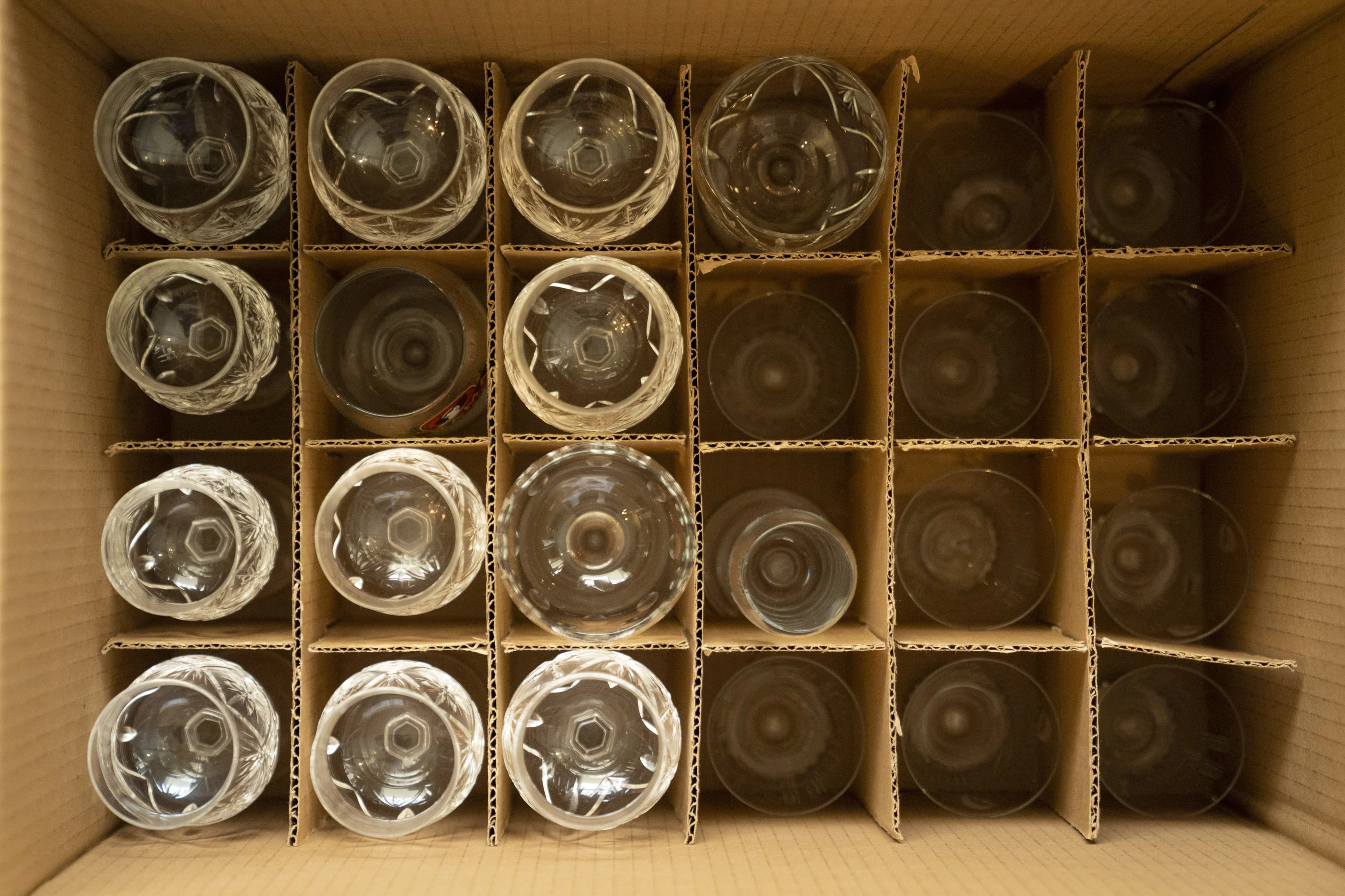 Processo de embalagem de uma TV